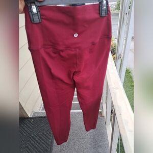 LULULEMON Burgundy Leggings